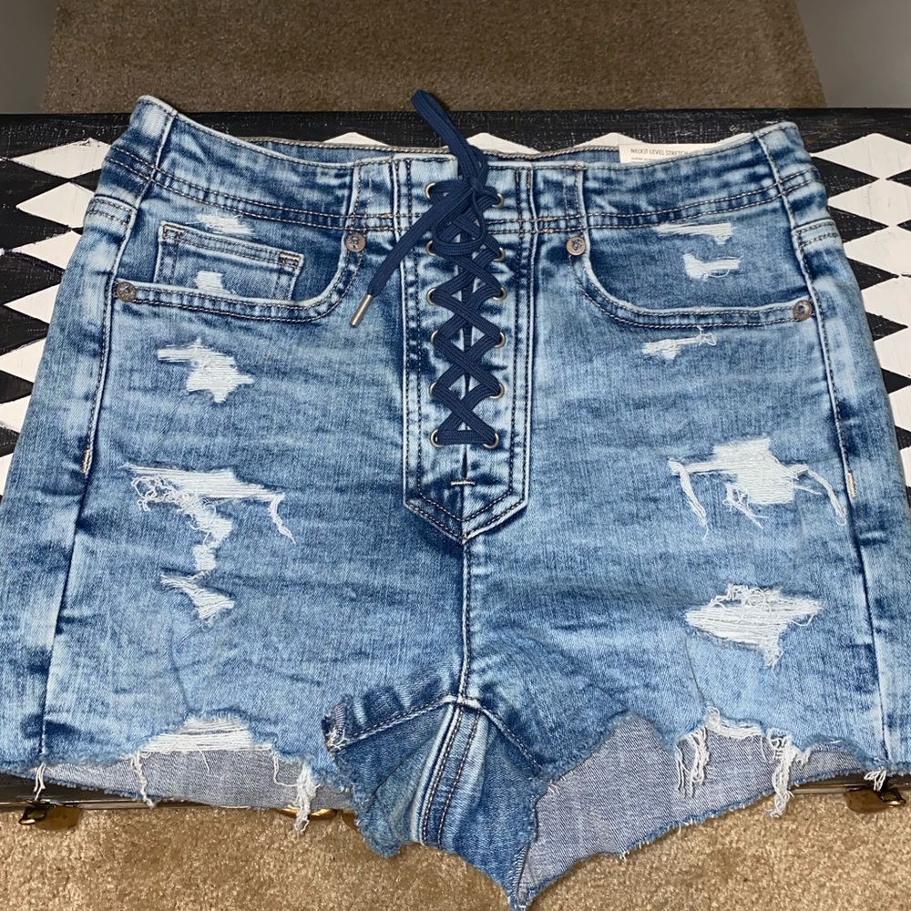 NWT American Eagle super high rise shortie shorts
